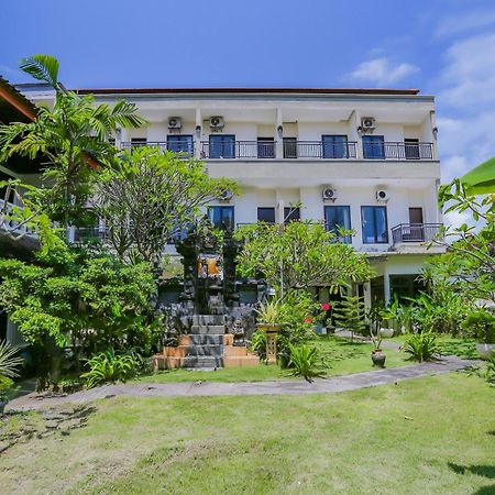 Oyo 4012 Ari Beach Inn 庫塔 外观 照片