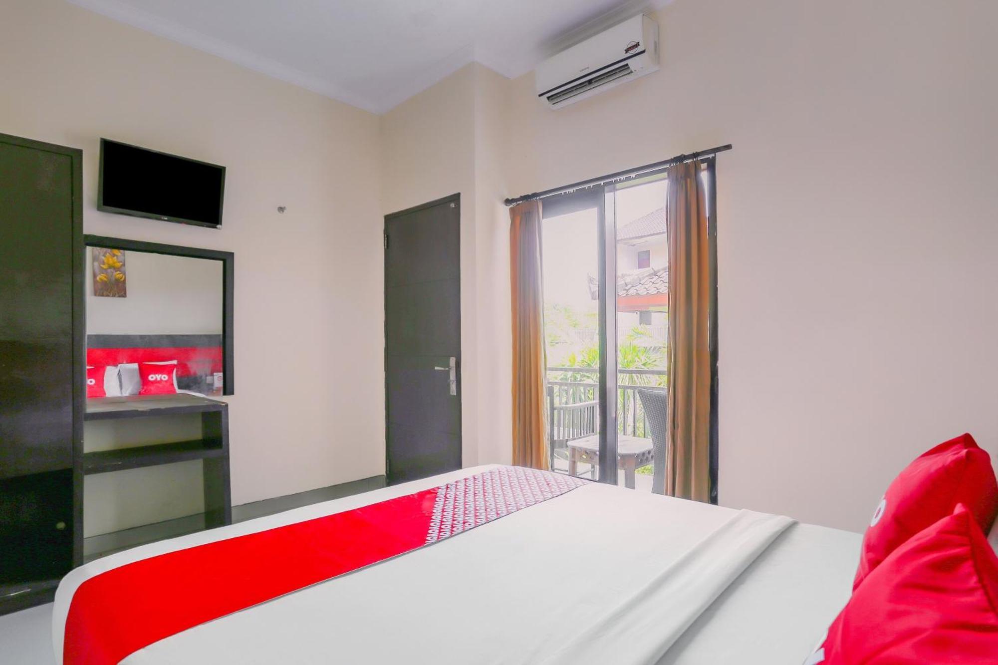Oyo 4012 Ari Beach Inn 庫塔 外观 照片