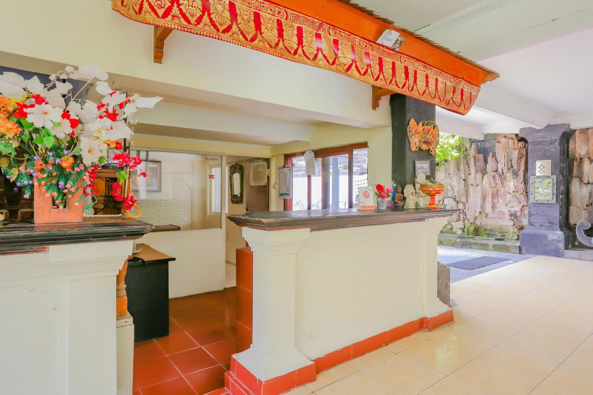 Oyo 4012 Ari Beach Inn 庫塔 外观 照片